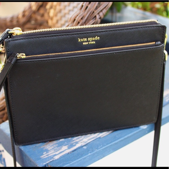 kate spade Handbags - Kate Spade Crossbody